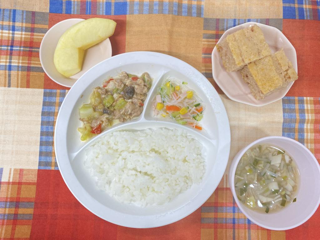 本日のお給食・おやつ