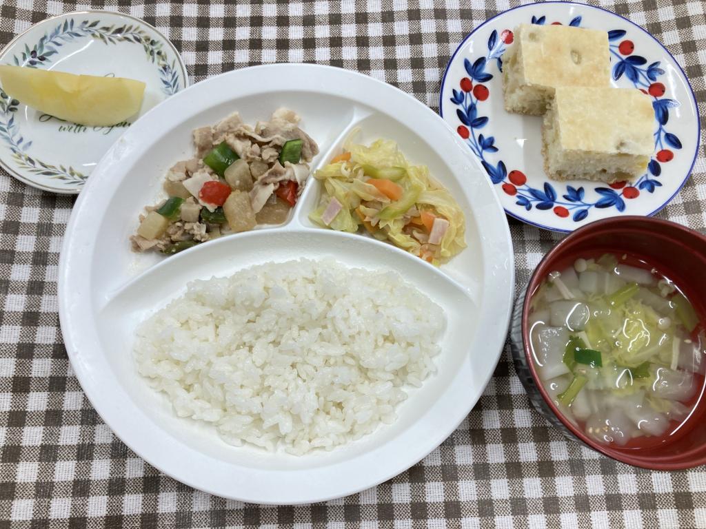 お給食