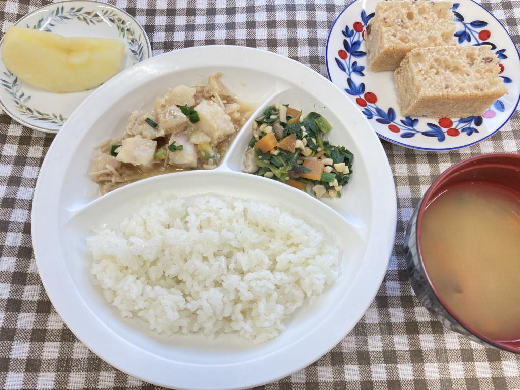 お給食