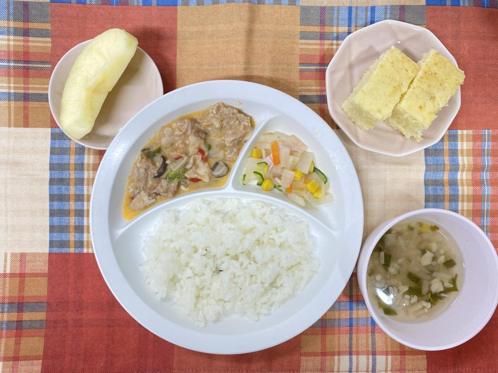 本日のお給食・おやつ