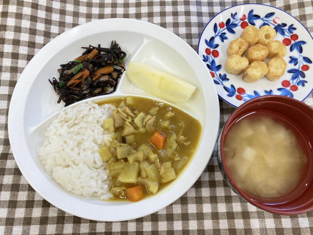 お給食