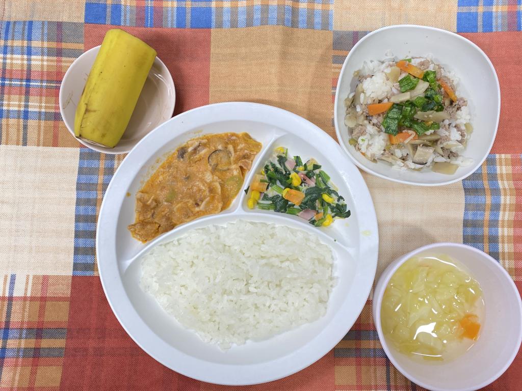 本日のお給食・おやつ