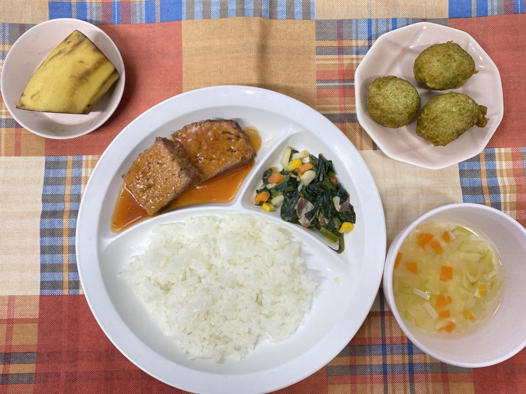 本日のお給食・おやつ