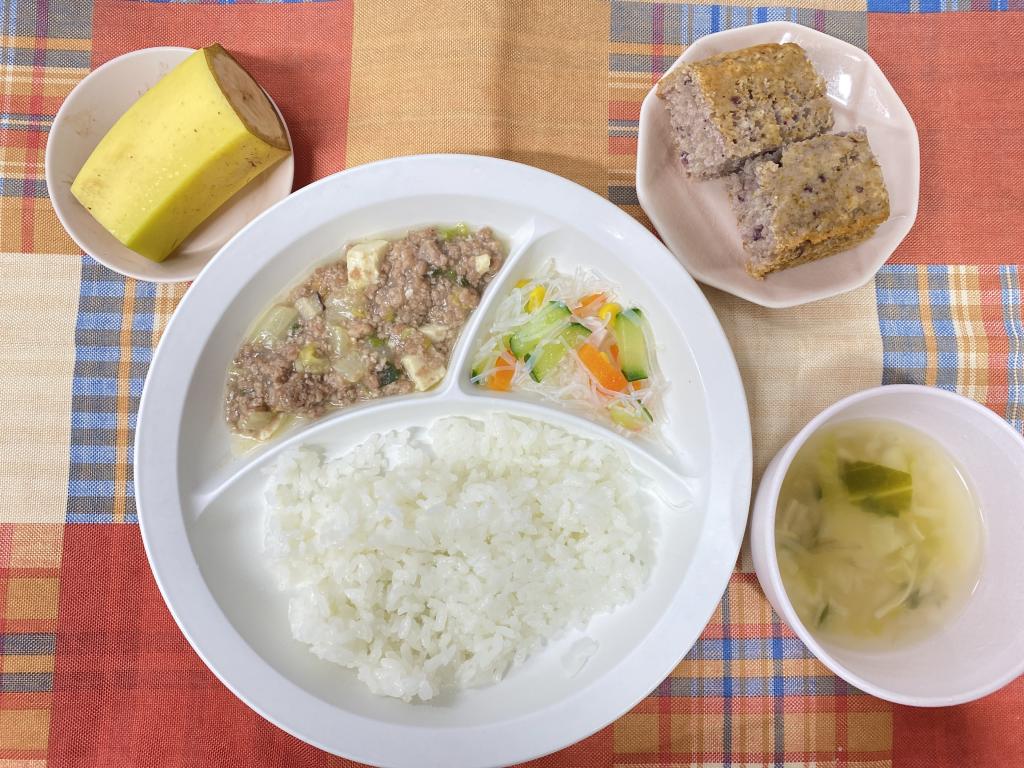 本日のお給食・おやつ