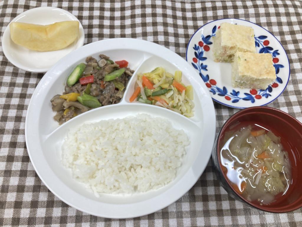 お給食