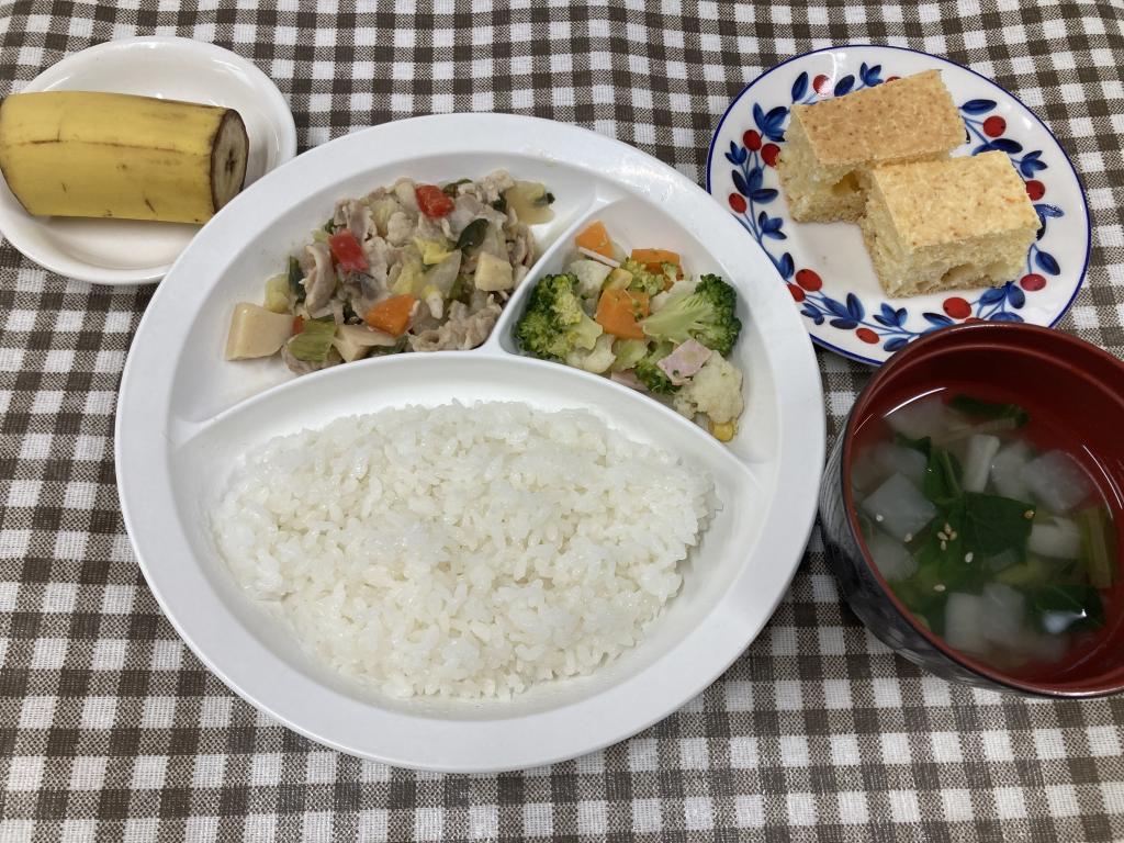 お給食