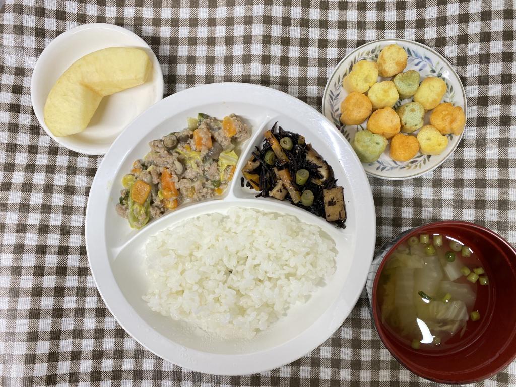 本日のお給食・おやつ