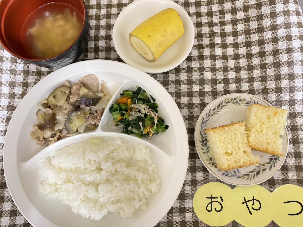 本日のお給食・おやつ