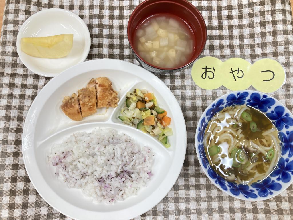 本日のお給食・おやつ