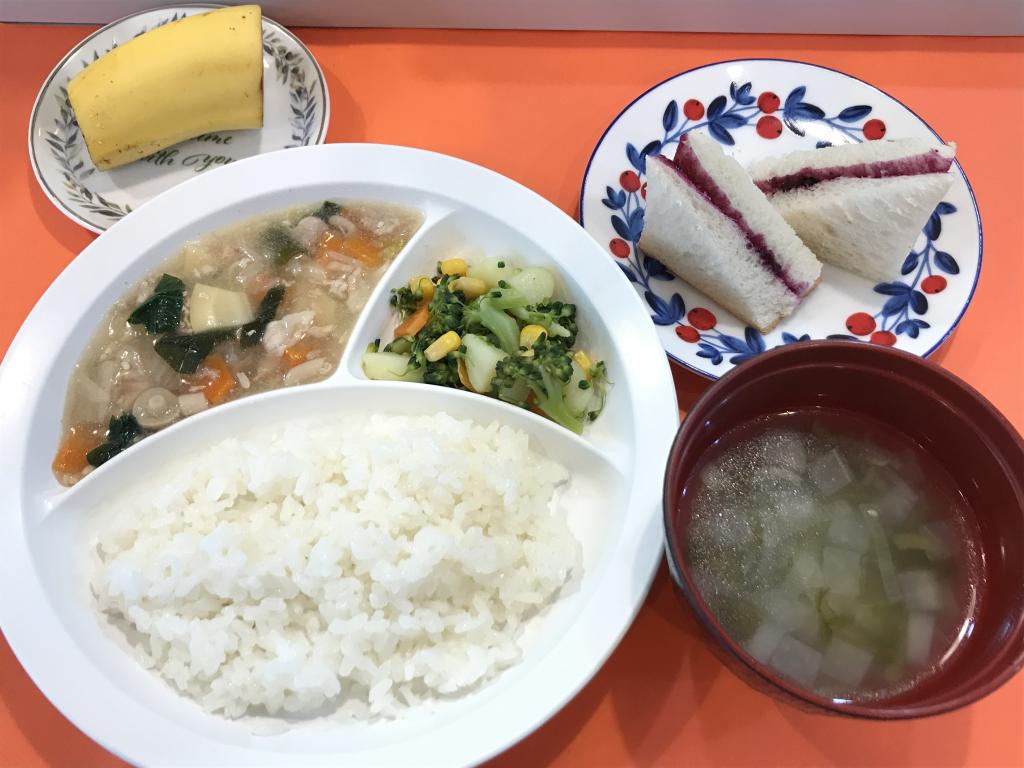 お給食