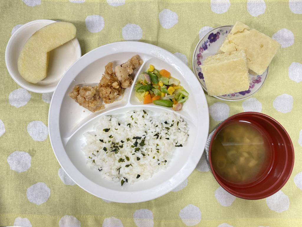 本日のお給食・おやつ