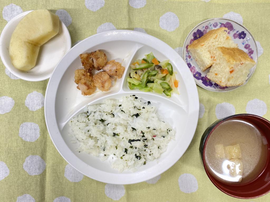 本日のお給食・おやつ