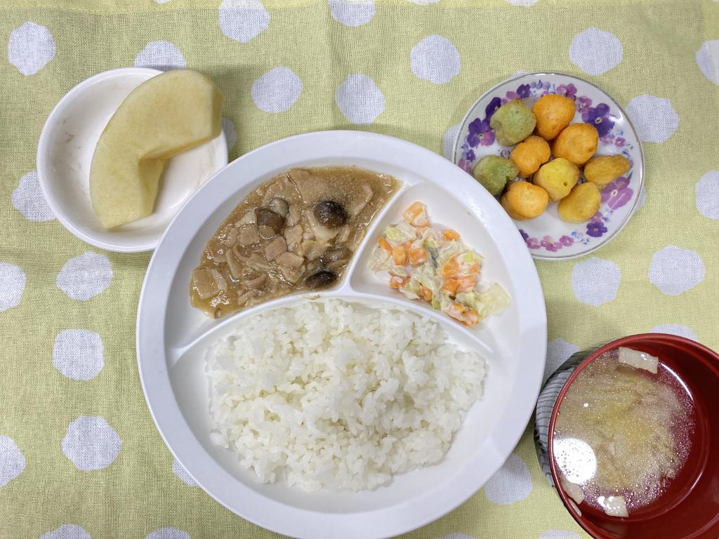 本日のお給食・おやつ