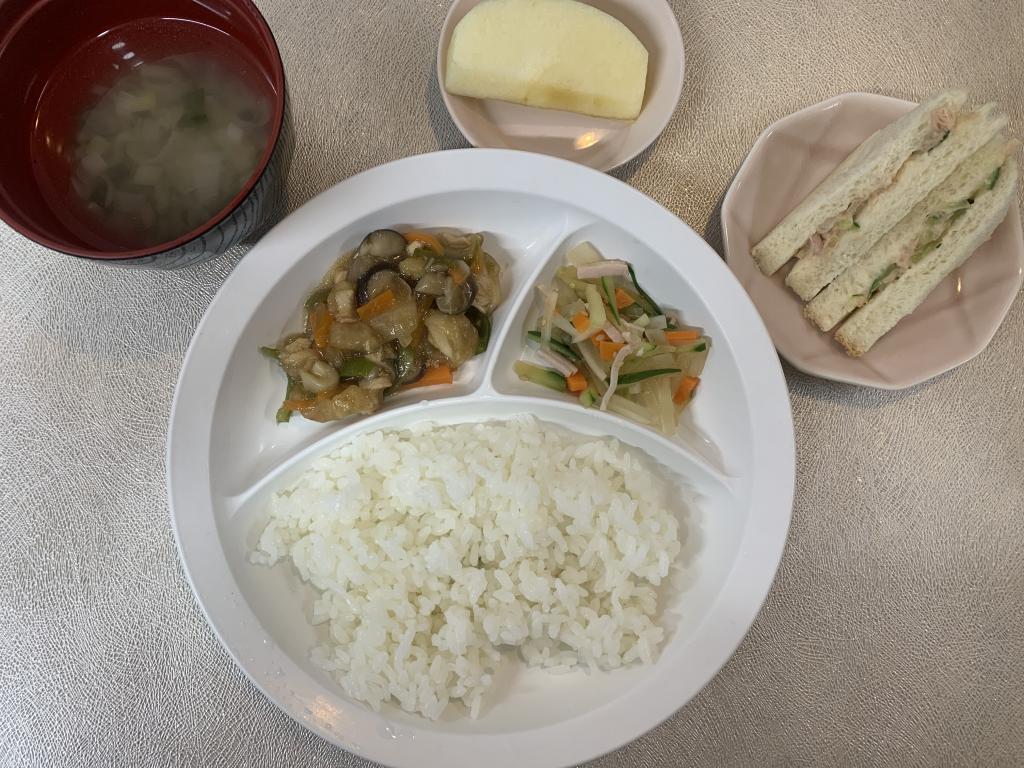 7/5本日のお給食・おやつ