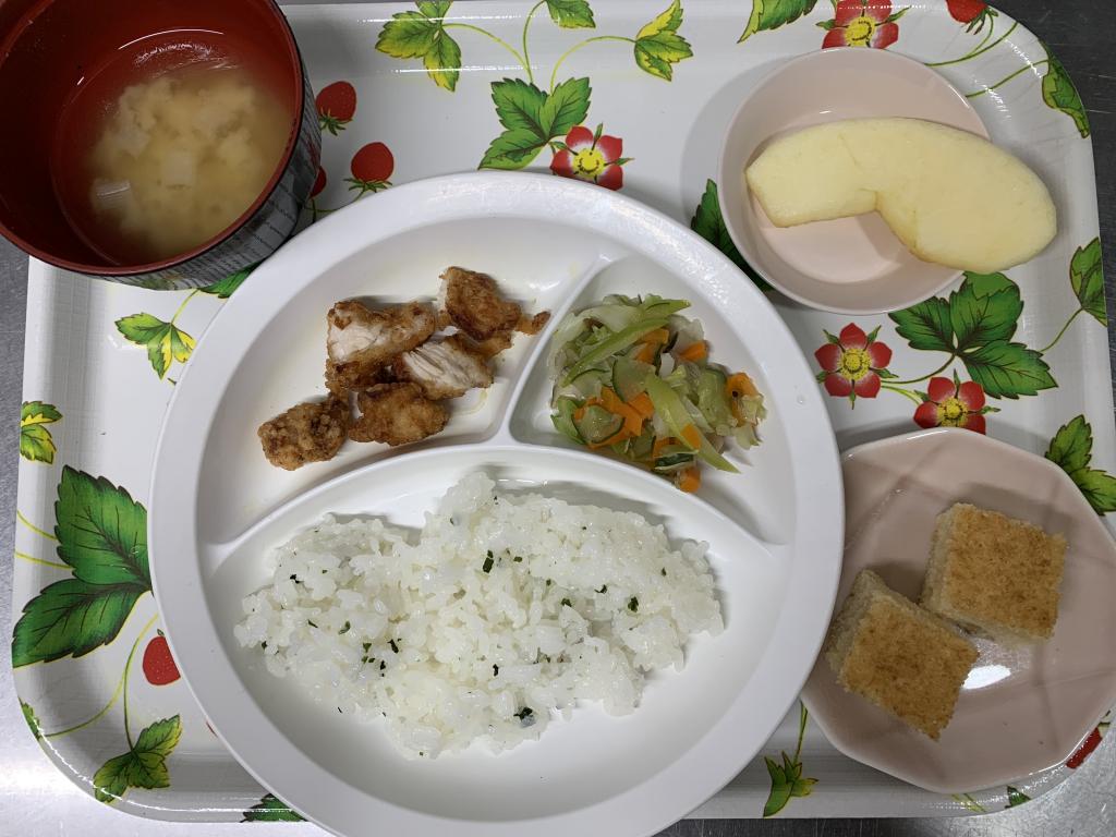 7/10本日のお給食・おやつ