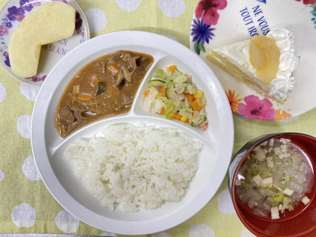 本日のお給食・おやつ