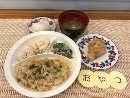 給食