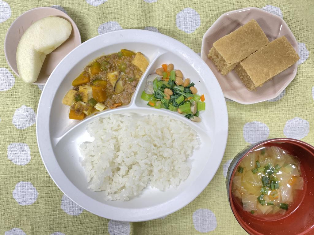 本日のお給食・おやつ