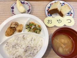 お給食