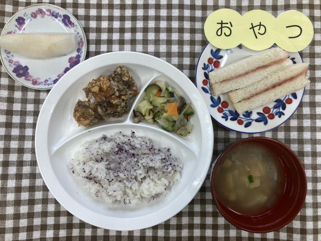 お給食