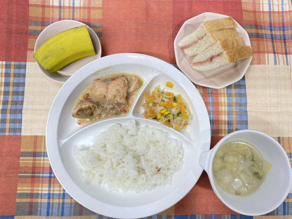 本日のお給食・おやつ