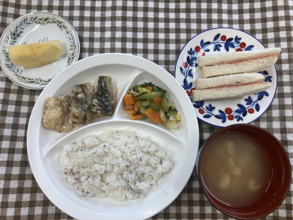 お給食