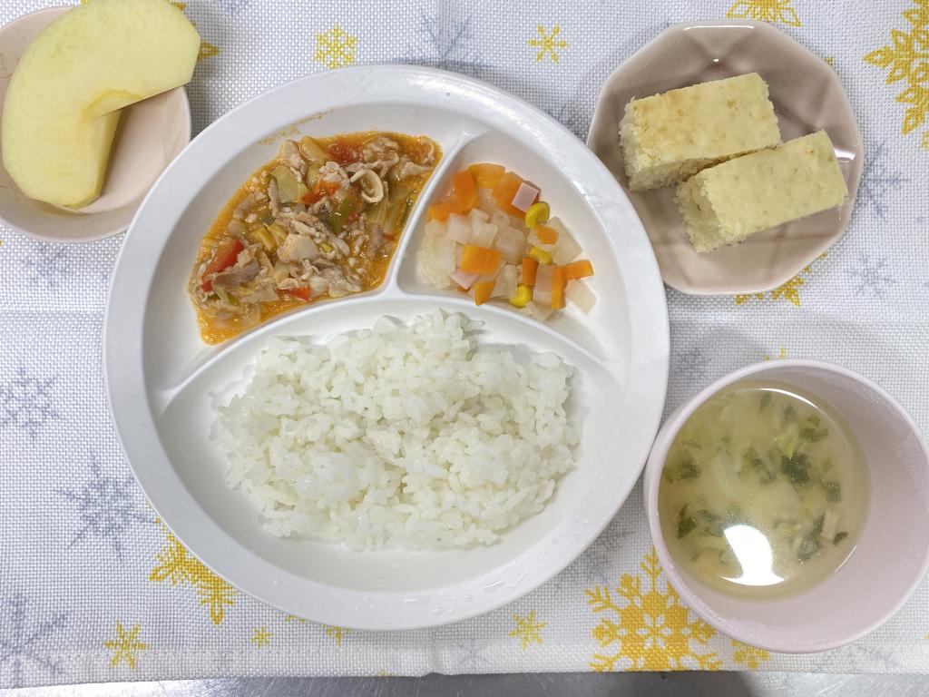 本日のお給食・おやつ