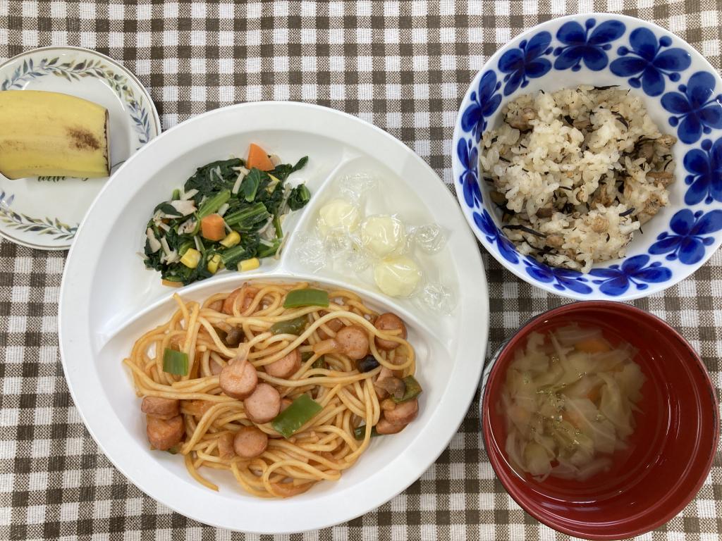 お給食