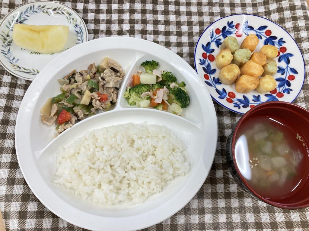 お給食