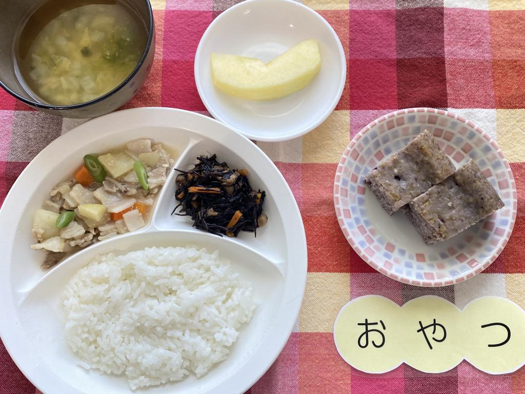 1/4 本日のお給食・おやつ