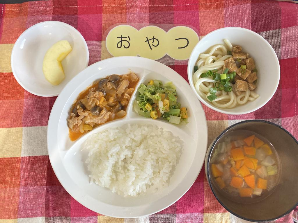 本日のお給食・おやつ