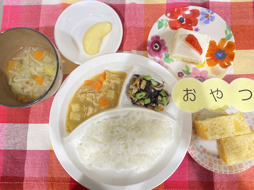 本日のお給食・おやつ