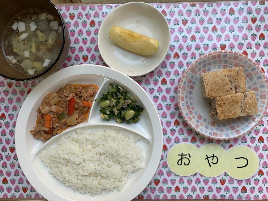 本日のお給食・おやつ