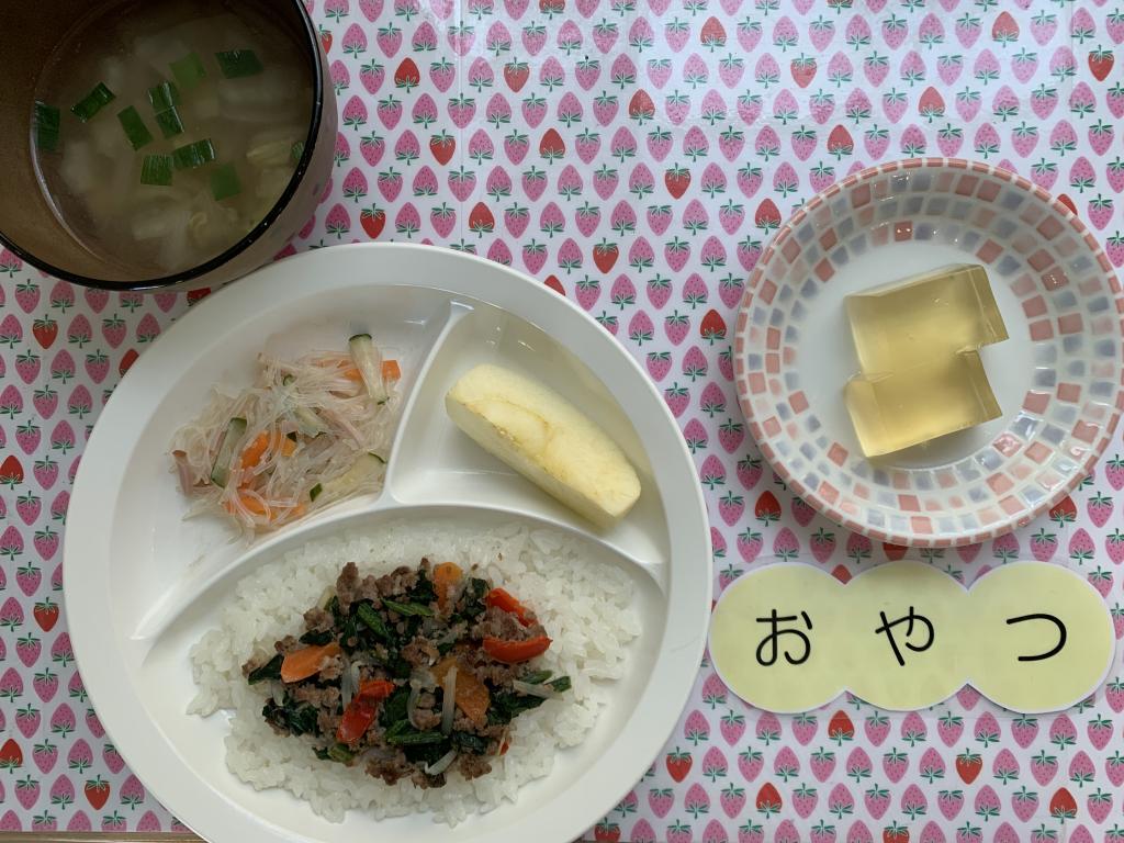 本日のお給食・おやつ