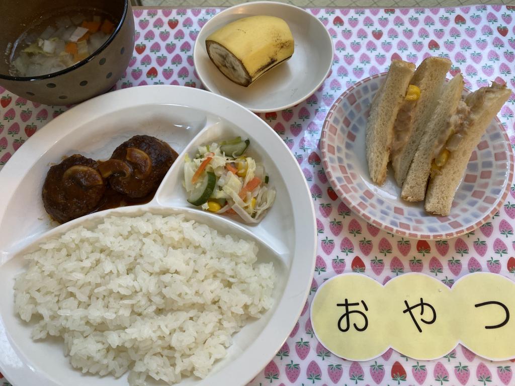 本日のお給食・おやつ