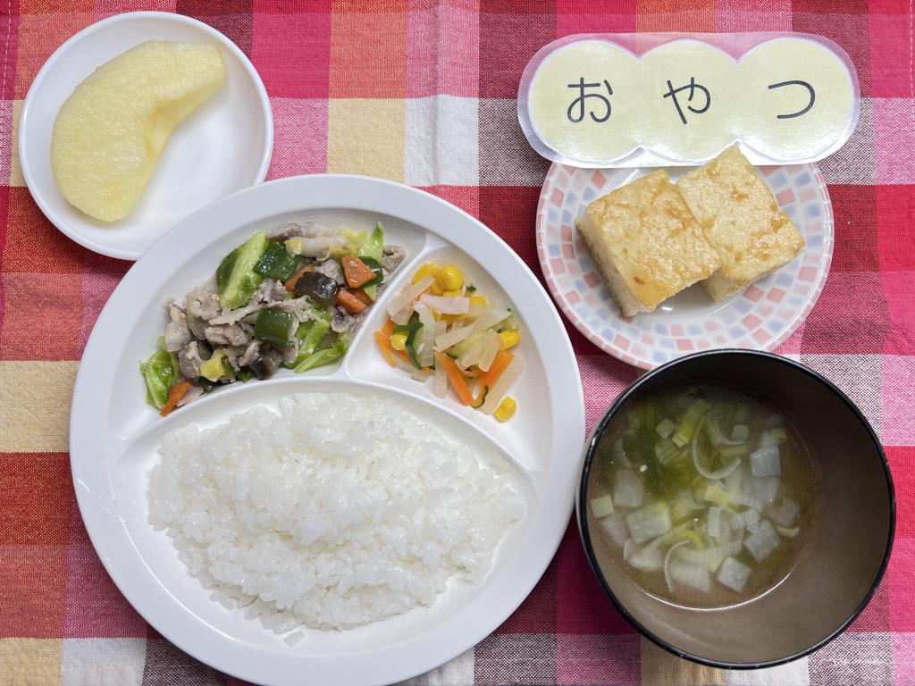 本日のお給食・おやつ