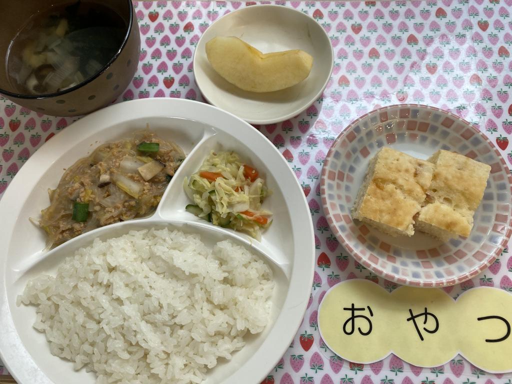 本日のお給食・おやつ