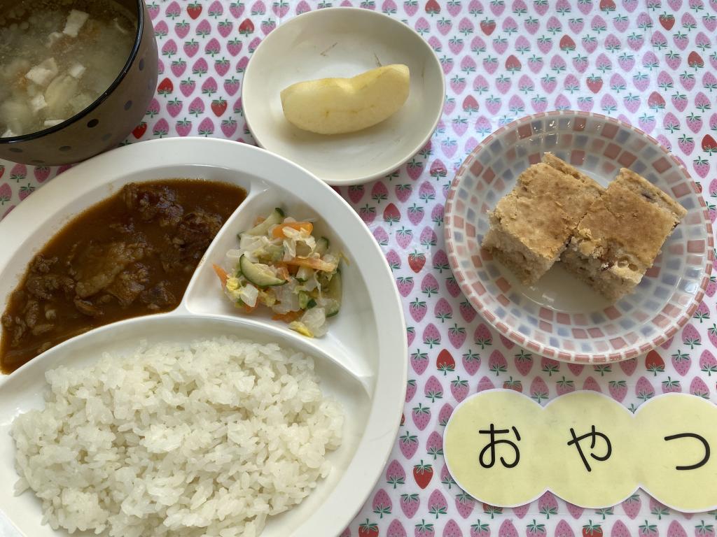 本日のお給食・おやつ