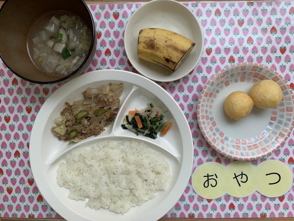 本日のお給食・おやつ