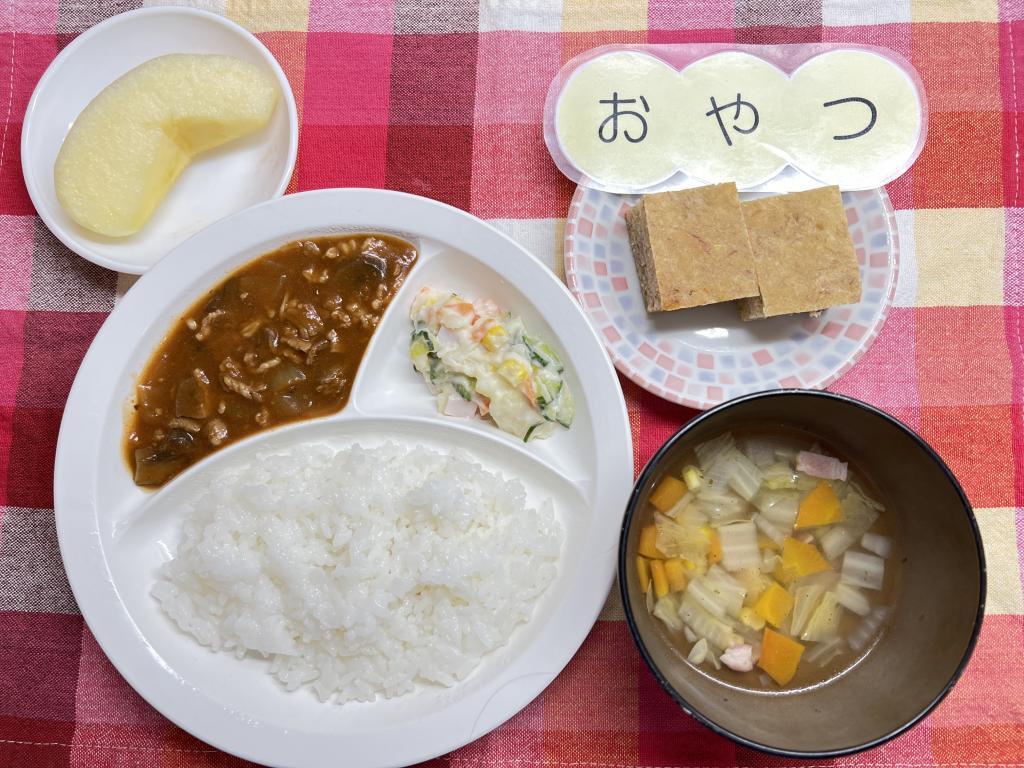 本日のお給食・おやつ