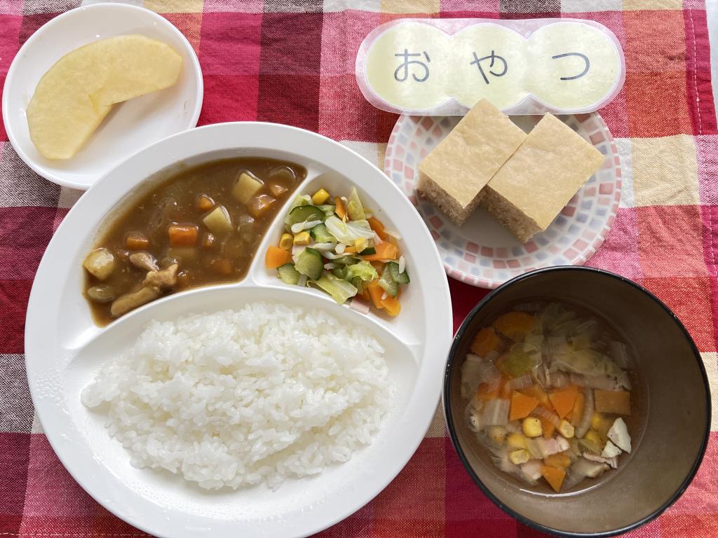 本日のお給食・おやつ