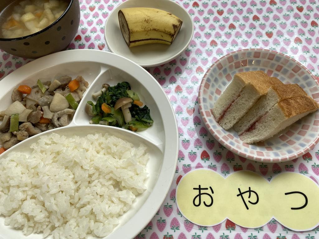 本日のお給食・おやつ