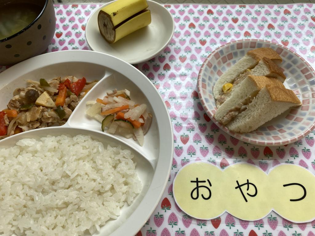 本日のお給食・おやつ