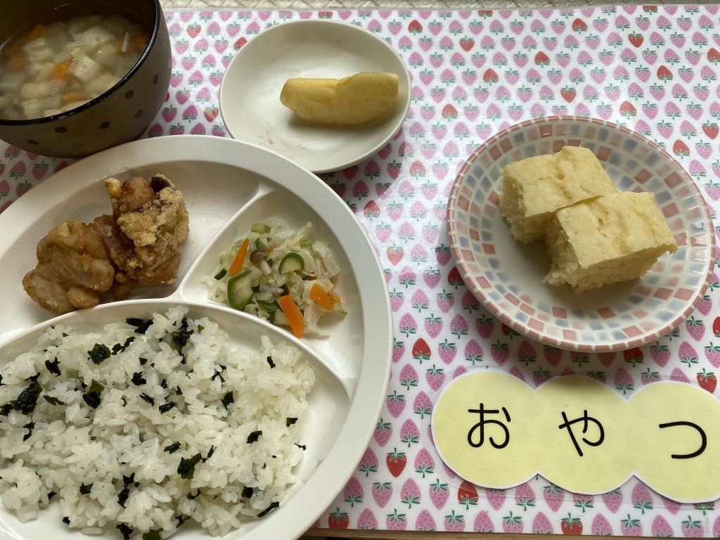 本日のお給食・おやつ