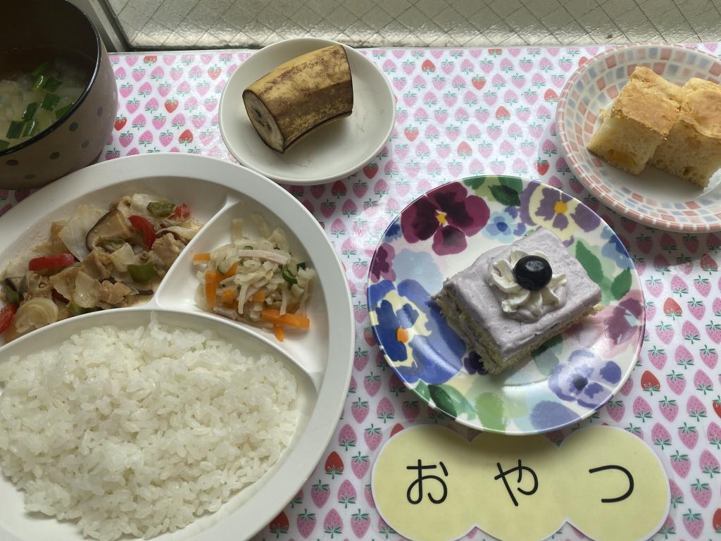 本日のお給食・おやつ