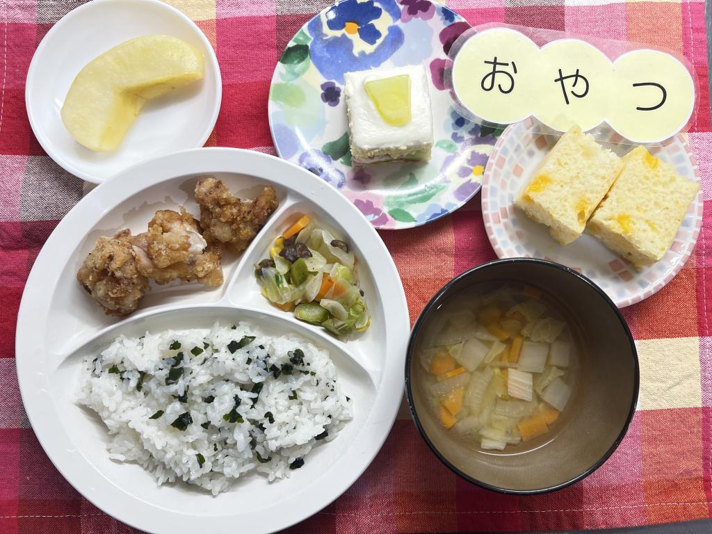 本日のお給食・おやつ