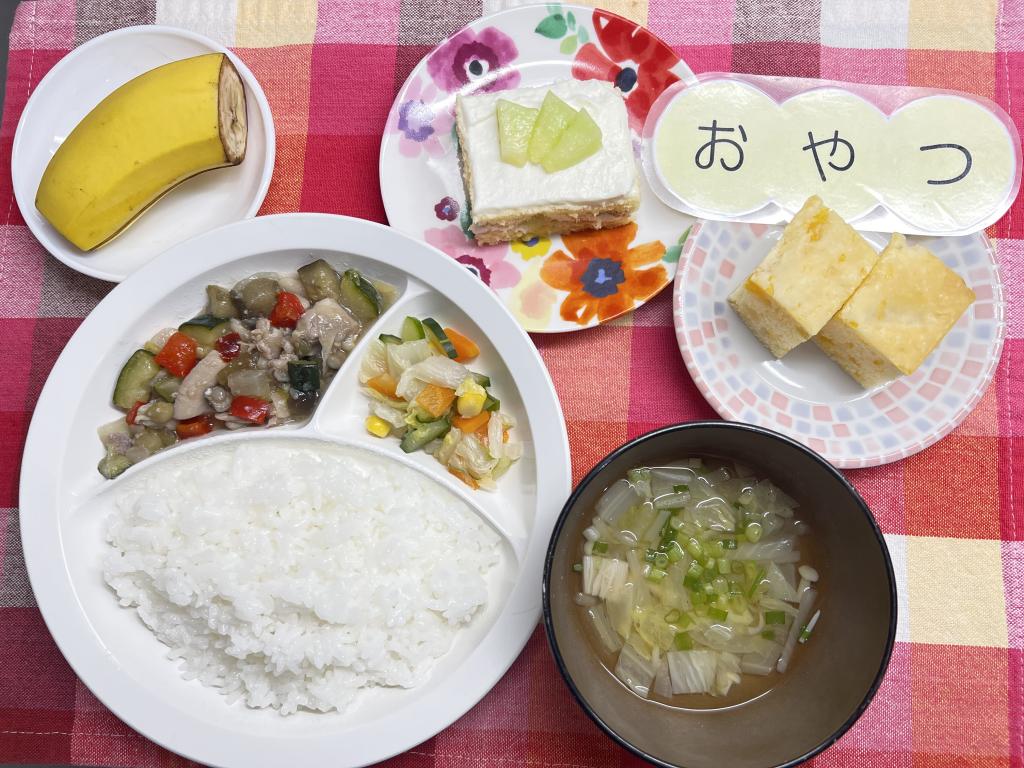 本日のお給食・おやつ