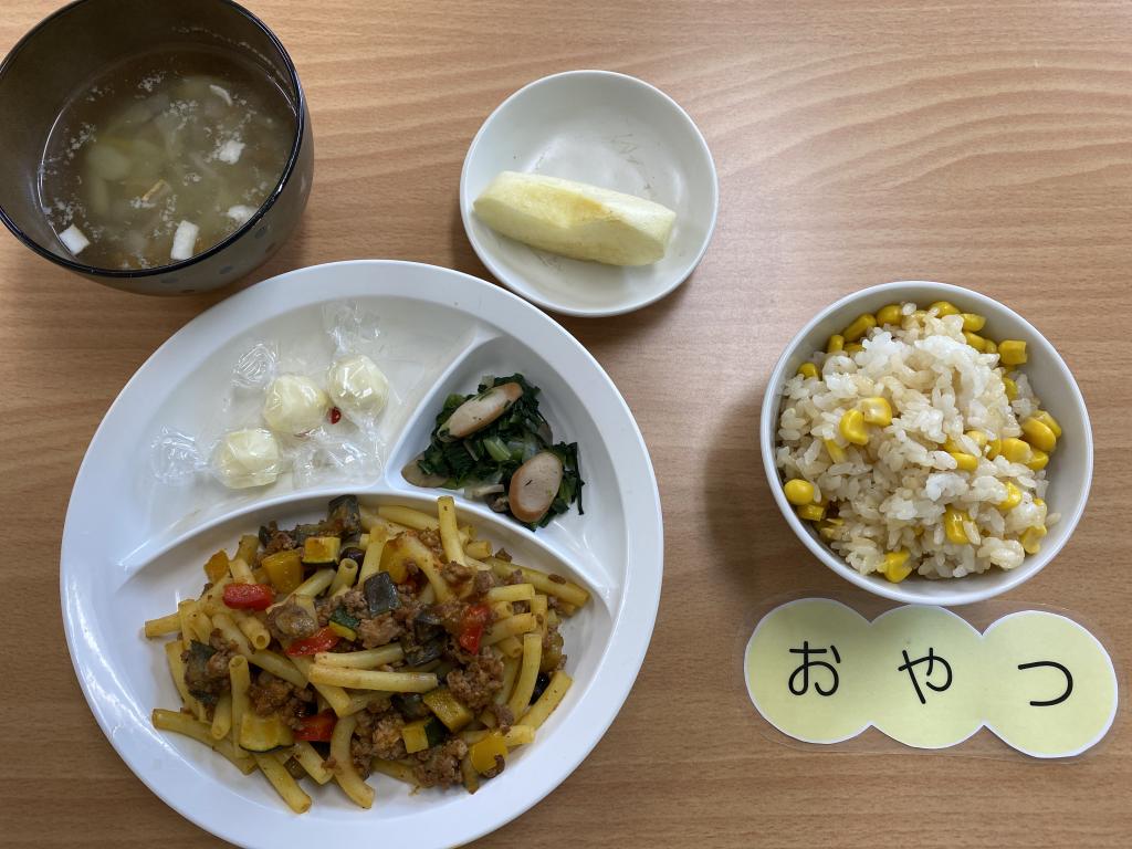 本日のお給食・おやつ