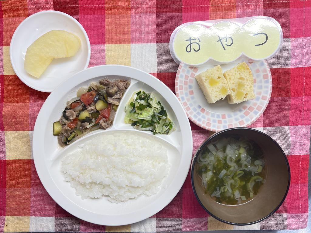 本日のお給食・おやつ