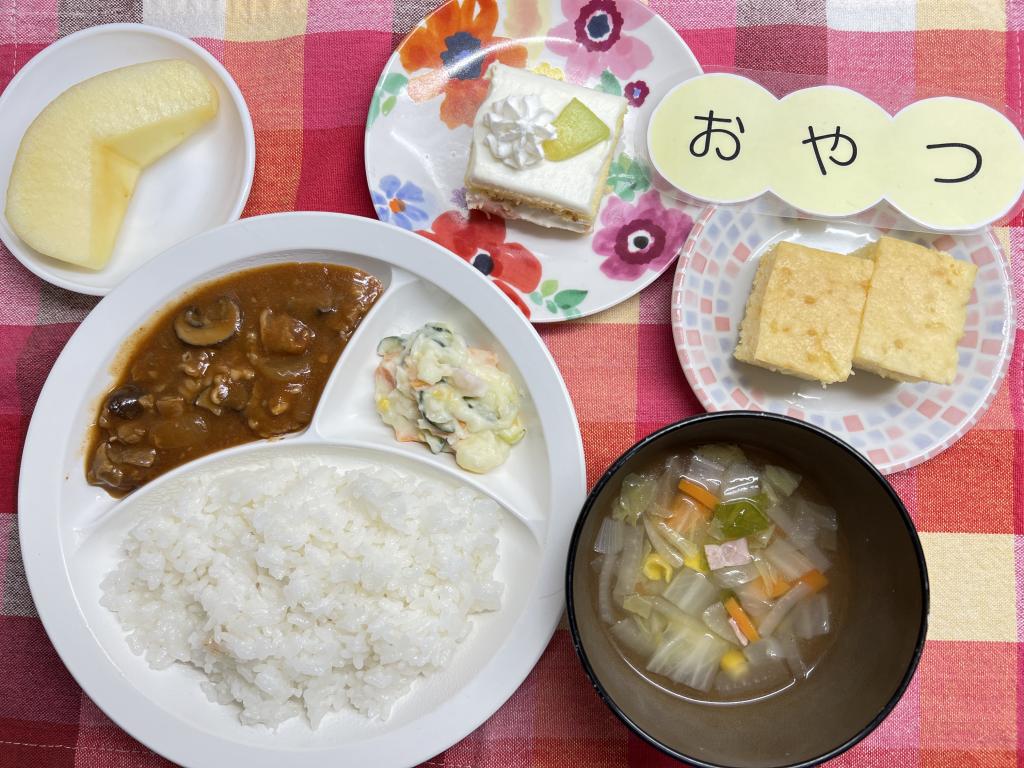 本日のお給食・おやつ